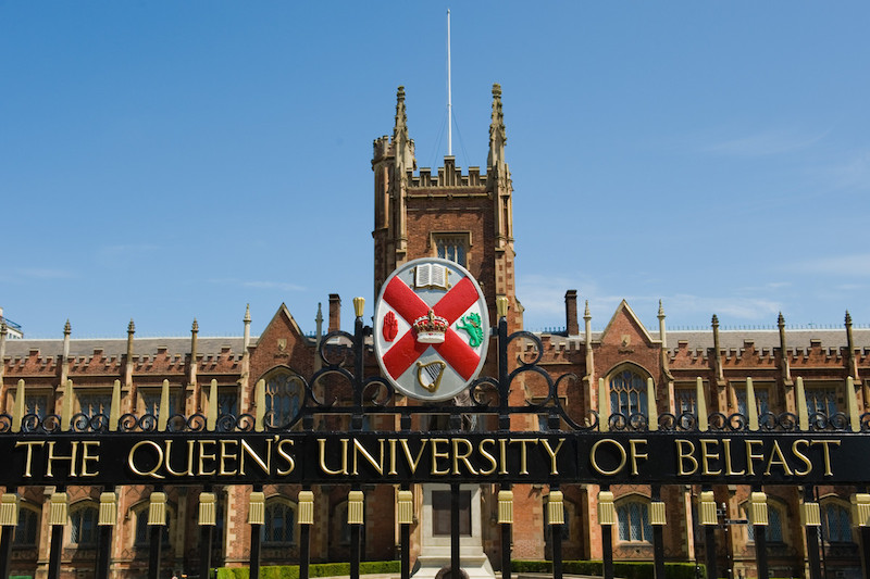 Queen's university scholarship in Canada