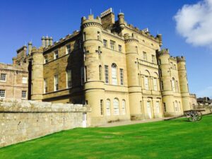 fully funded scholarship in UK