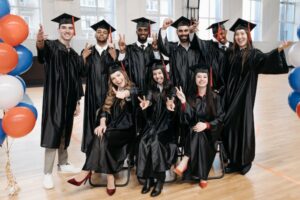 study abroad scholarship for graduate in Canada